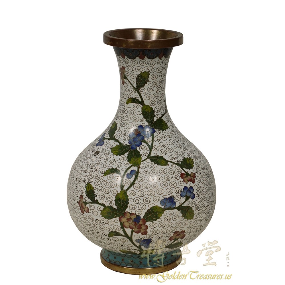 Vintage Hand Made Chinese Cloisonne Vase