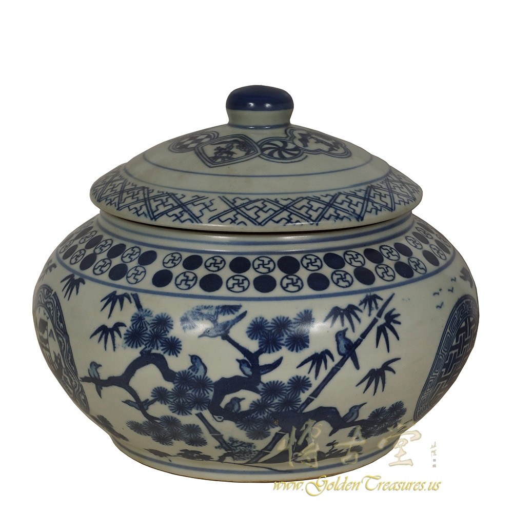 Vintage Chinese Blue and White Porcelain Jar