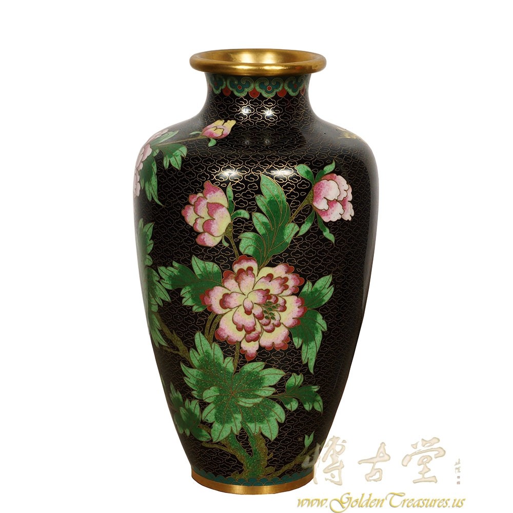 Vintage Hand Made Chinese Cloisonne Vase