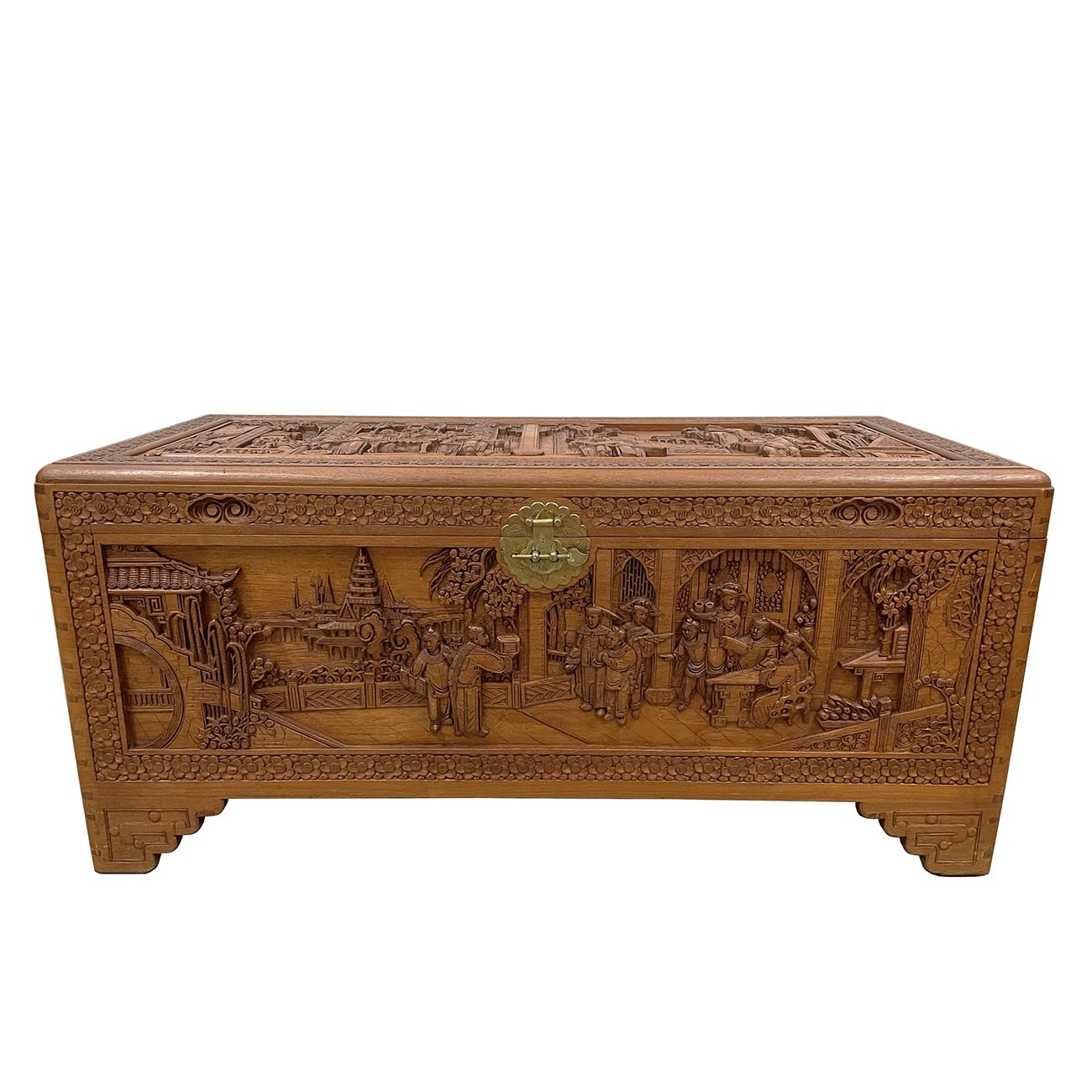 Early 20th Century Antique Chinese Carved Camphor Wooden Trunk Hope Chest