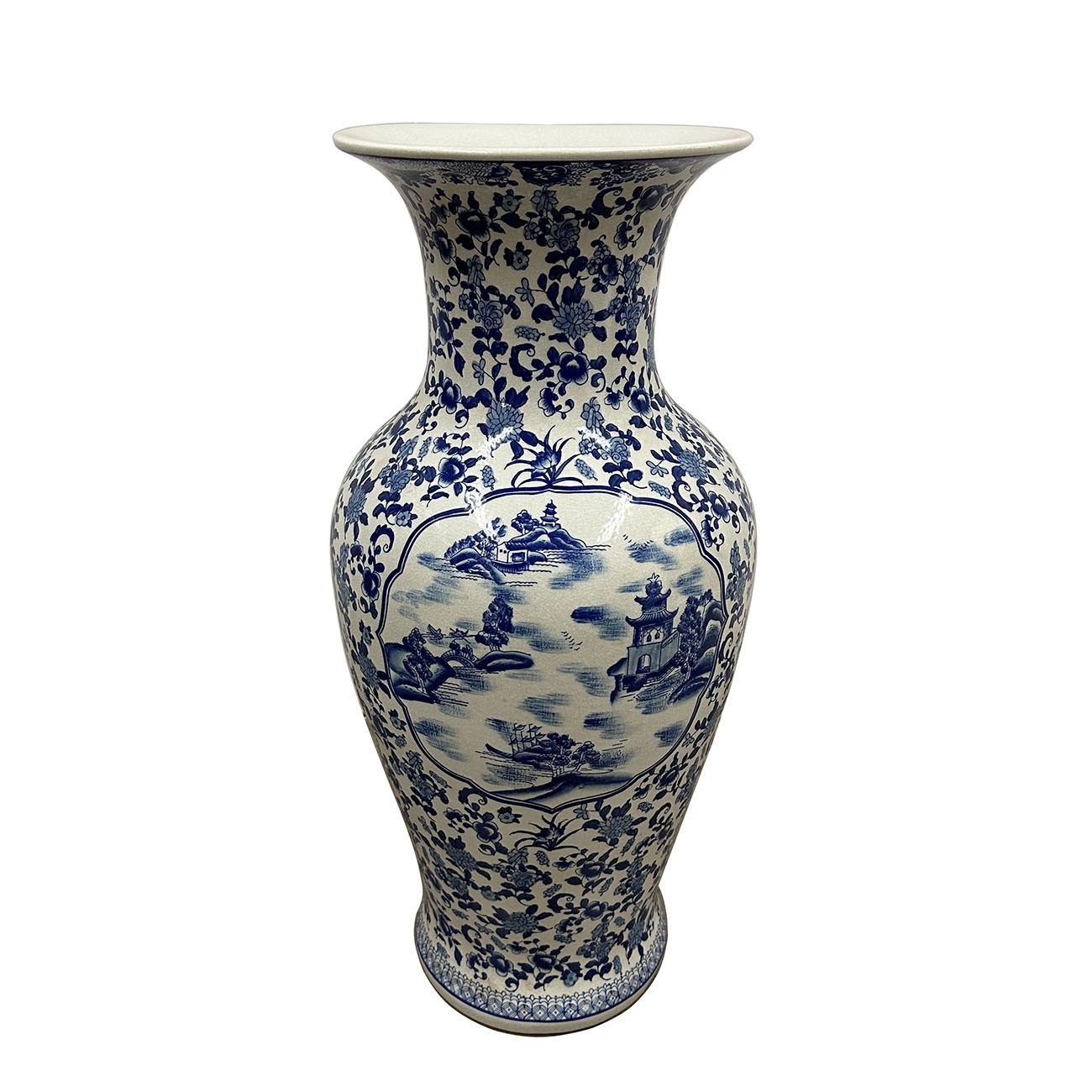 Late 19th Century Chinese White and Blue Porcelain Vase