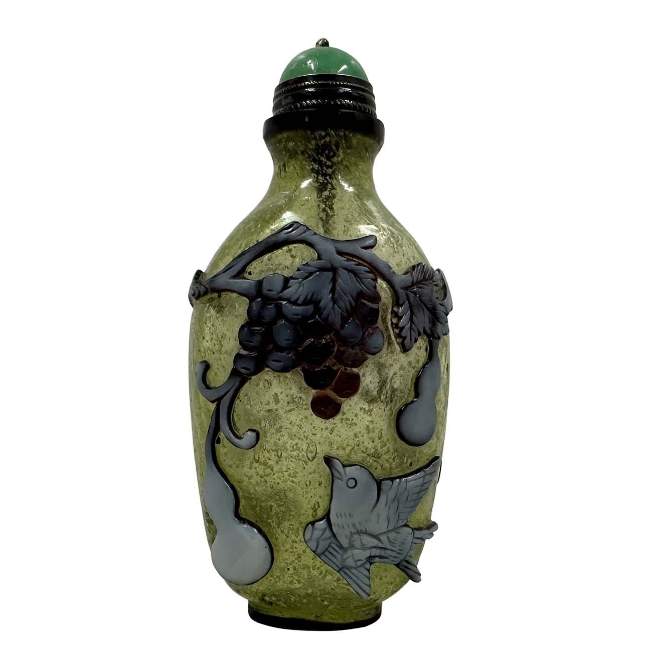Chinese Overlaid Peking Glass Snuff Bottle with Scoop