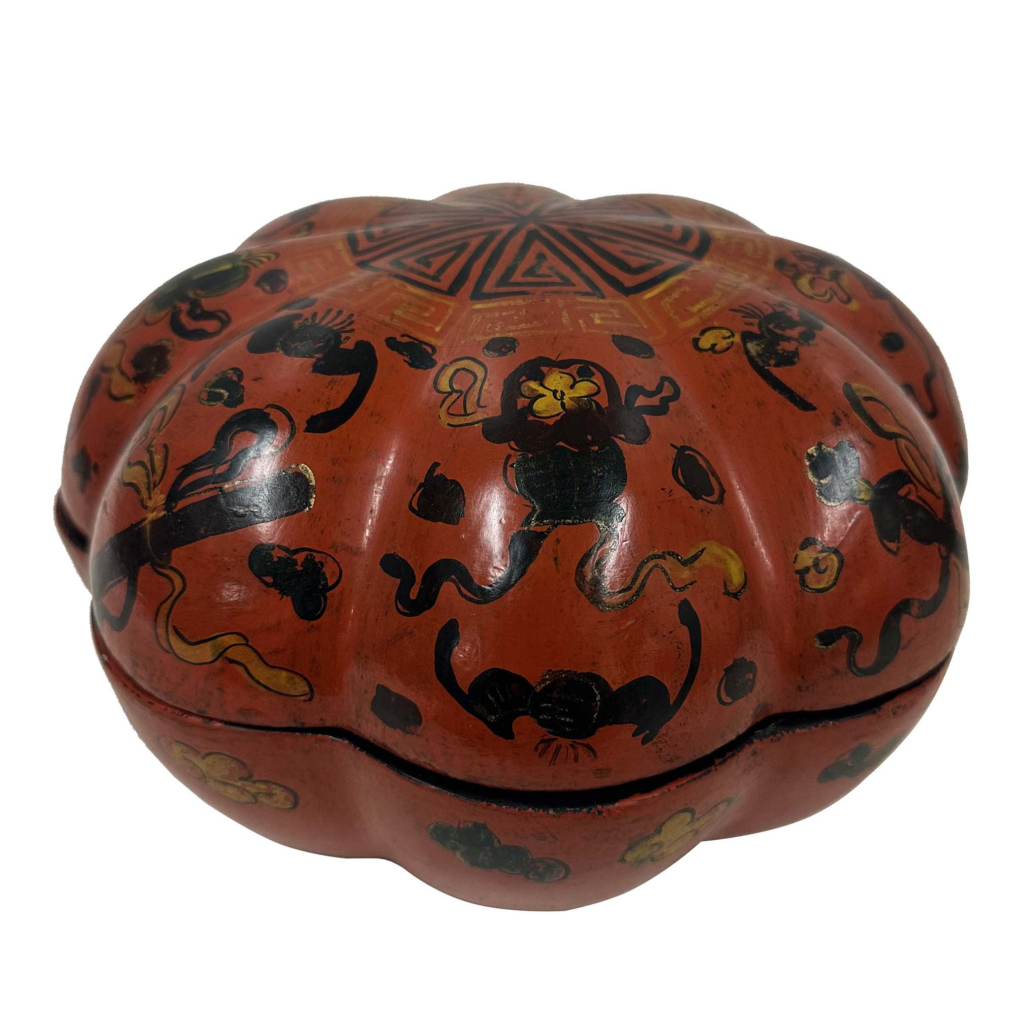 Early 20th Century antique Chinese Pumpkin Shaped lacquer box