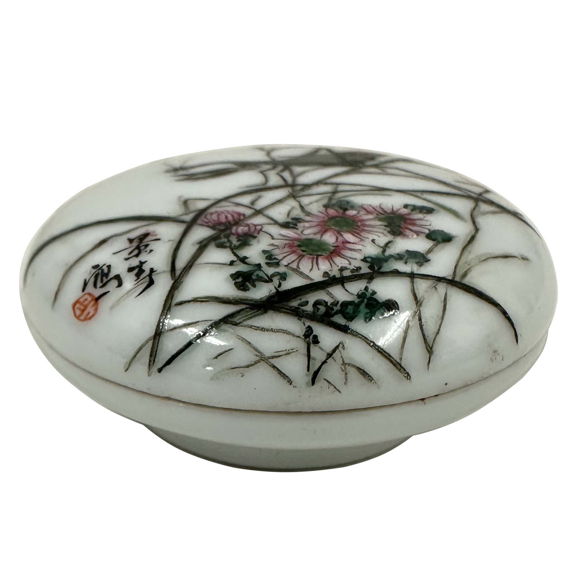 Antique Chinese Famille Rose porcelain seal paste box (or ink / rouge box)