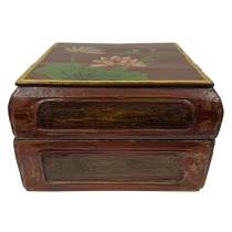 Early 20th-Century Chinese Hand Painted Wooden Jewelry/Fruit Box