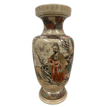Late Meiji Period to Early Showa Period Japanese Satsuma earthenware vase